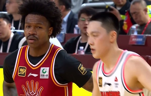 Lonnie Walker chia tay với 76ers! Đội Quảng Đông đã mở ra một cơ hội để tăng cường viện trợ nước ngo