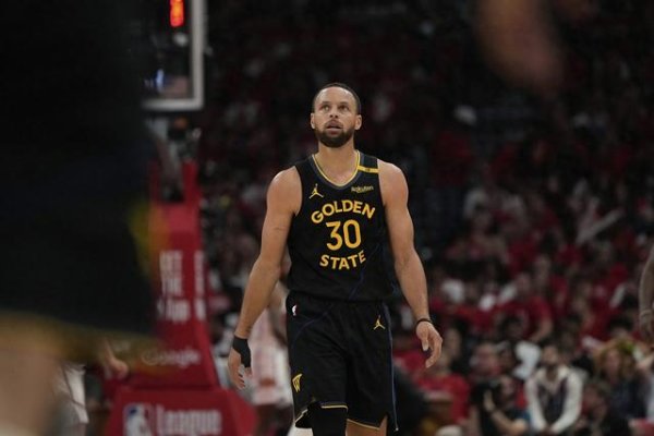 Curry: Hy vọng nhiều trẻ em 